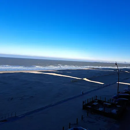 Jupiter 3e Sea View Lägenhet Blankenberge