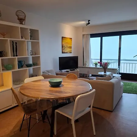 Jupiter 3e Sea View Lägenhet